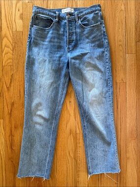 Denim Forum sz 28 Arlo High Rise Straihht Medium Blue Jeans great condition